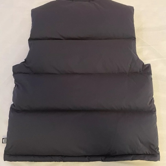 Aritzia The Super Puff Men’s Vest - Picture 7 of 7